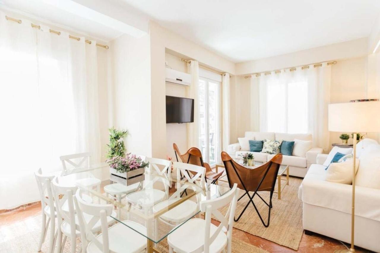 Stylish And Wide- 3Bdr 3Bth- Los Remedios Σεβίλλη Εξωτερικό φωτογραφία