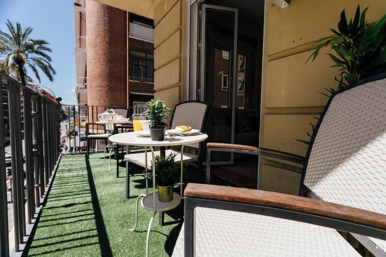 Stylish And Wide- 3Bdr 3Bth- Los Remedios Σεβίλλη Εξωτερικό φωτογραφία